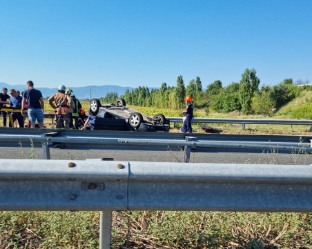 Няколко катастрофи на магисталата към морето, има задръстване край Пловдив