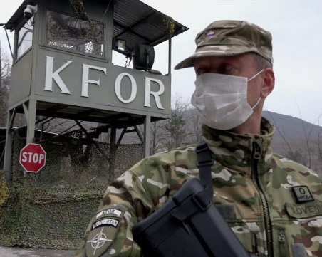 Силите на НАТО в Косово са в бойна готовност