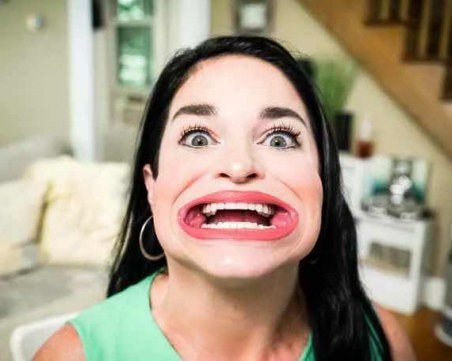 Жената с най-голяма уста в света според Книгата на Гинес