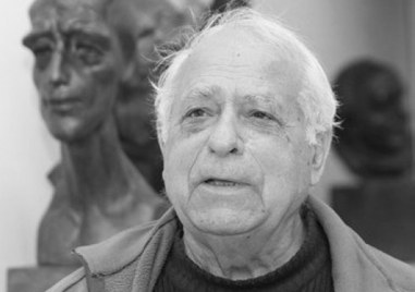 Известният български скулптор Величко Минеков е починал часове преди синът