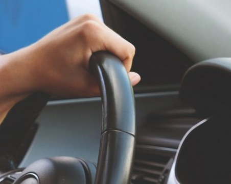 Двама дрогирани шофьори са заловени в района на Пещера