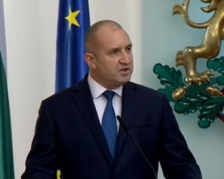 Радев представи служебния кабинет и начерта основните му приоритети и задачи