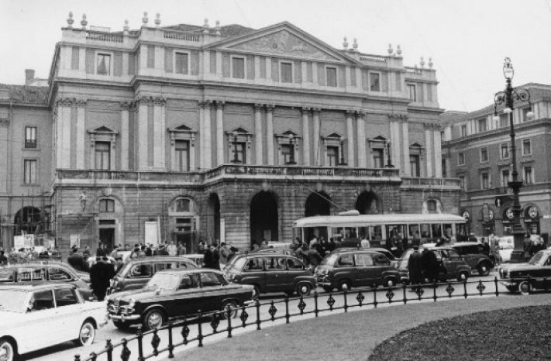 На този ден: В Милано е открит оперният театър 