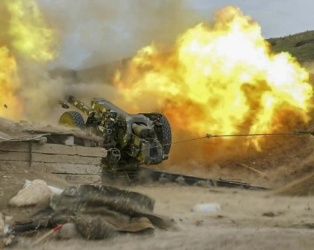 ЕС призова за деескалация в Нагорни Карабах, Русия заяви, че ситуацията се влошава