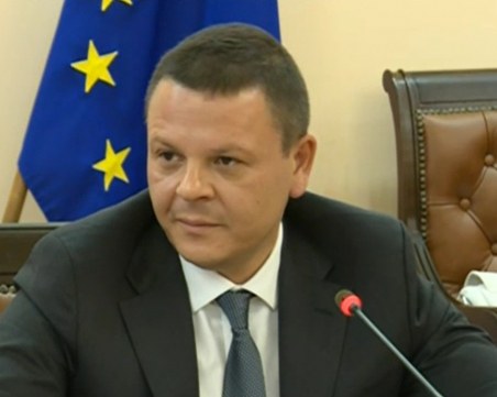 Алексиев: Предлагаме увеличение на ТОЛ таксите за чуждите превозвачи и понижение за родните