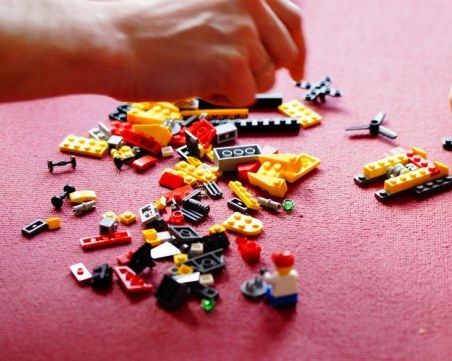 Дават на съд шарлатанин, предлагал фалшива надомна работа в цялата страна срещу 42 лв.