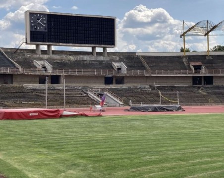 Спартак все пак ще домакинства в Пловдив