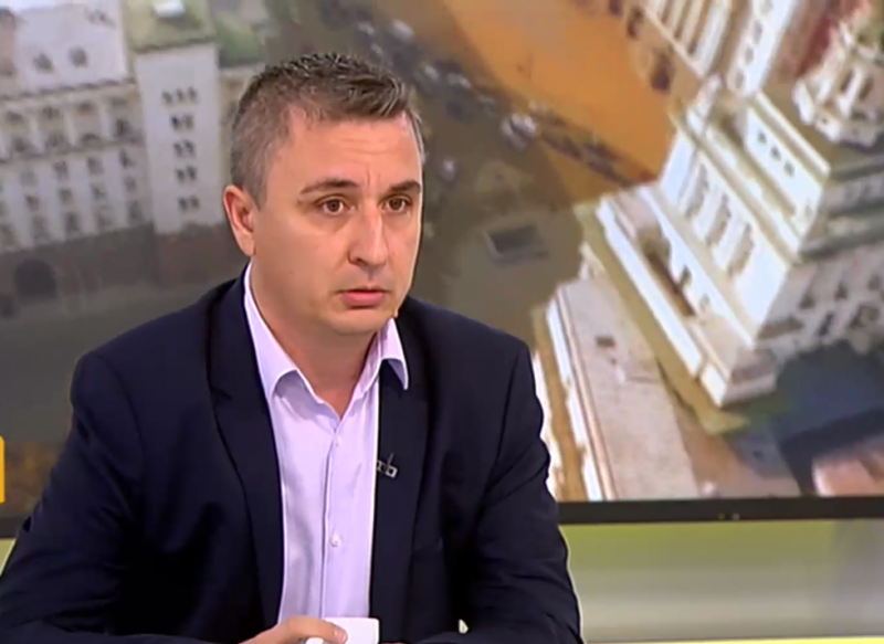 Александър Николов: Има рамков договор за танкерите с газ, офертата е ангажираща