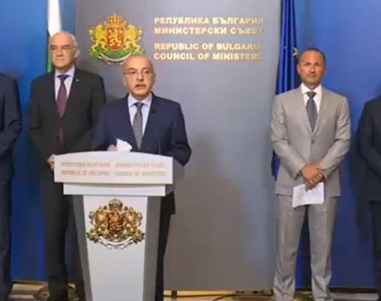 Министър-председателят Гълъб Донев разпредели между четиримата вицепремиери функциите по координация