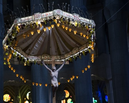 Саграда Фамилия- каменна гора в сърцето на града