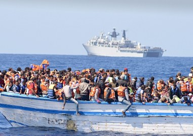 Гръцката брегова охрана съобщи че 122 ма мигранти са били спасени