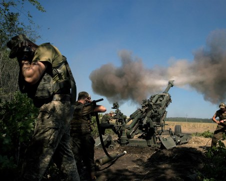 Украйна: Подготвяме контранастъпление на юг! Русия: Унищожихме 45 тона боеприпаси