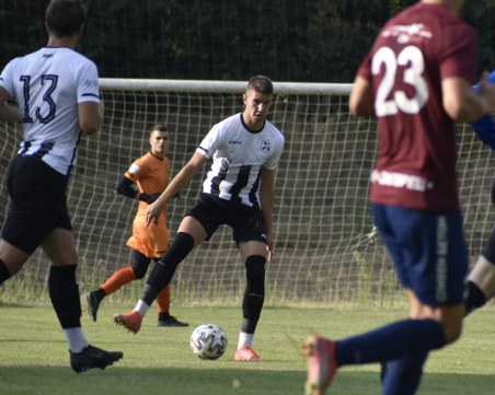 Локомотив II с нулево равенство срещу Загорец