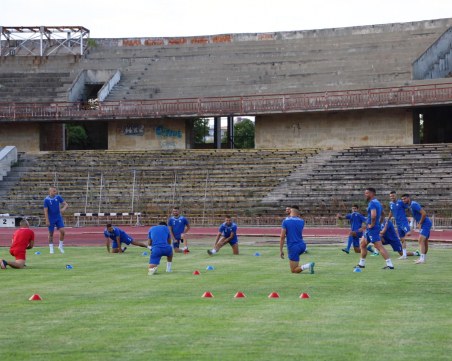 Спартак изпусна победата срещу Несебър