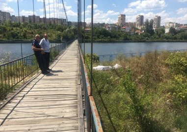 Възрастен мъж се самоуби скачайки във водите на река Арда