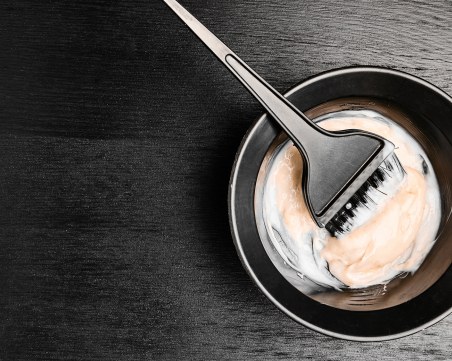 Как да боядисаме правилно косата в домашни условия