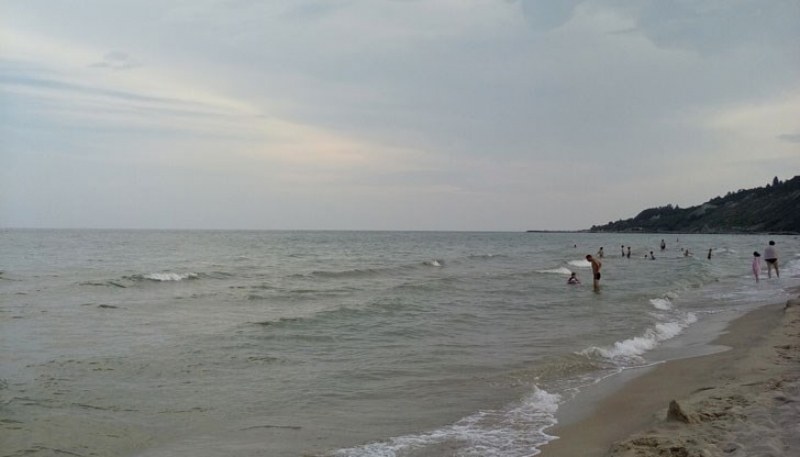 Жена се удави в морето край Приморско, мъж- край Слънчев бряг