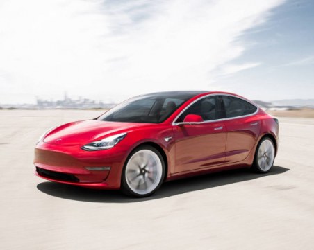 Как Tesla изгуби битката за евтин електромобил?