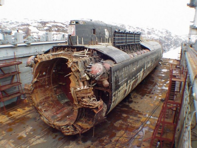 На този ден: Трагедията с подводницата 