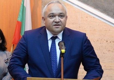 Служебният вътрешен министър Иван Демерджиев заяви че не е човек