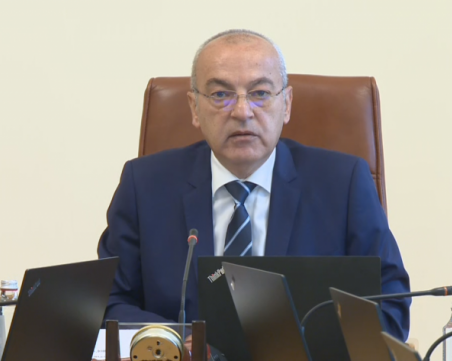 Държавата ще отпусне 800 млн. лв. заем на 