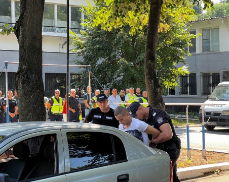 Това ще ви се случи, ако откажете да спрете на полицейска палка!
