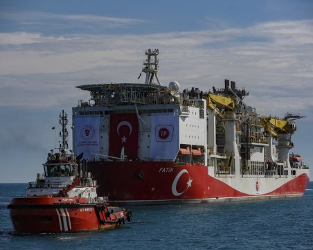 Турция започва да използва природен газ от Черно море до 6 месеца
