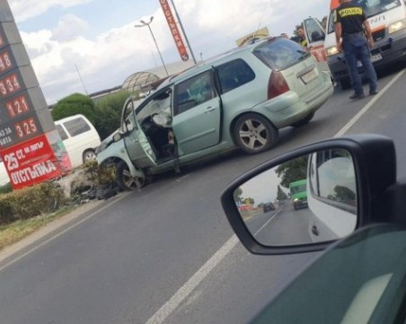 Жена е загинала на място при вчерашната катастрофа в Труд