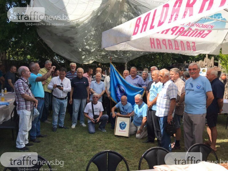 Съюза на българските парашутисти кани членовете си на традиционната годишна среща