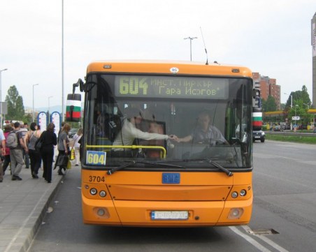 Обмислят всички автобуси в София да са със 