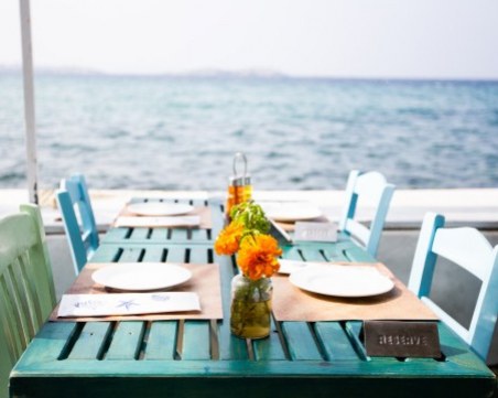 Стигат ли 200 лева на ден за тричленно семейство на морето?