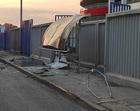 Тежка катастрофа в Пловдив: БМВ помете спирка до Панаира