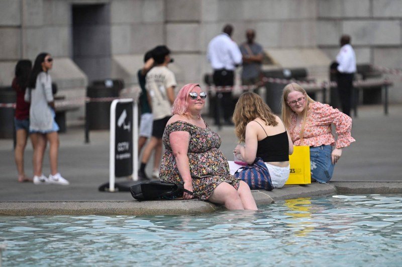 Остри проблеми заради екстремните жеги на Острова. Лондон официално обяви