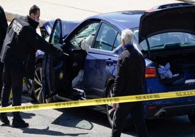 Мъж се самоуби след като вкара колата си в барикадата