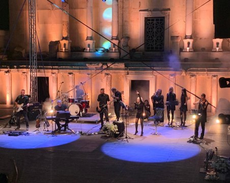 Лили Иванова: Няма да отменим концерта в Пловдив заради дъжда