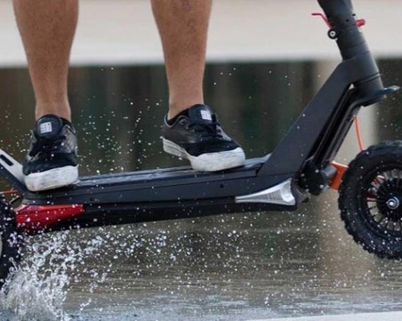 За последните два месеца: 30 злополуки с електрически тротинетки са станали у нас