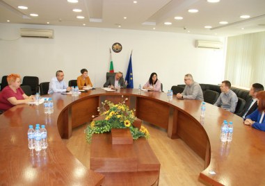Областният управител на Пловдив Ангел Стоев проведе днес работни срещи