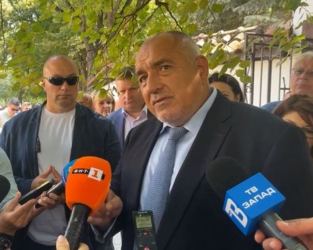 Борисов:  Къде са мостовете  и тунелите, обещани от Петков и Василев? Какво построиха?