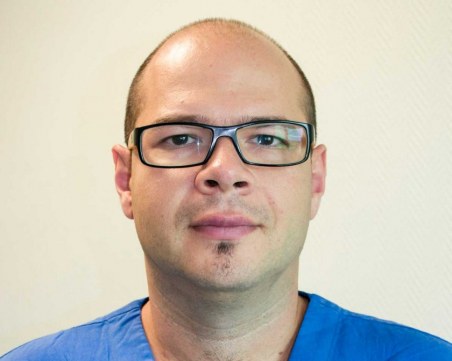 Съдов хирург от болница в Стара Загора е лекарят, оказал първа помощ на ранените на АМ 