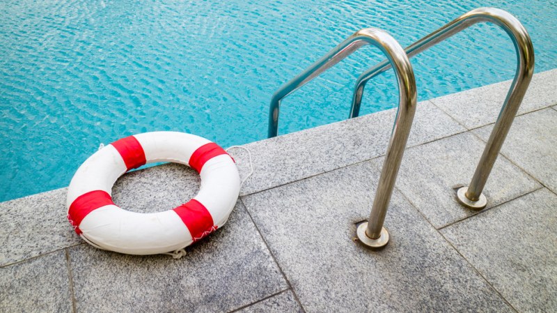 Спасиха 4-годишно дете от удавяне в басейн