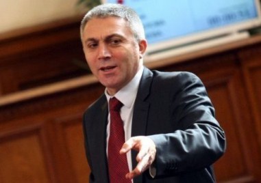 Крайно време е да пресечем лъжата в политиката и не