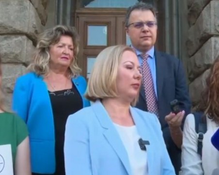 Надежда Йорданова: Очакваме отговор от ПП за коалиция, още не е късно