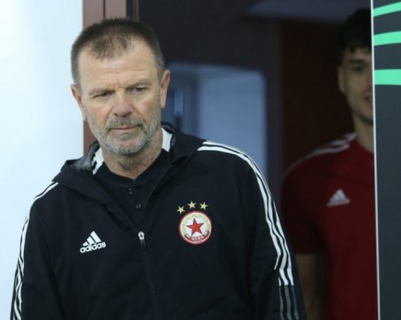 Стойчо Младенов преговаря с ЦСКА 1948