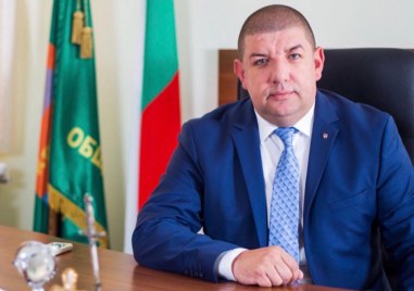 Кметът на Кричим Атанас Калчев забрани шумните тържества на открито Той