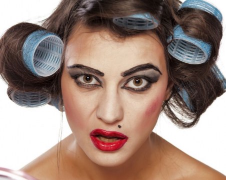 Грешките в грима, които правят визията абсурдна