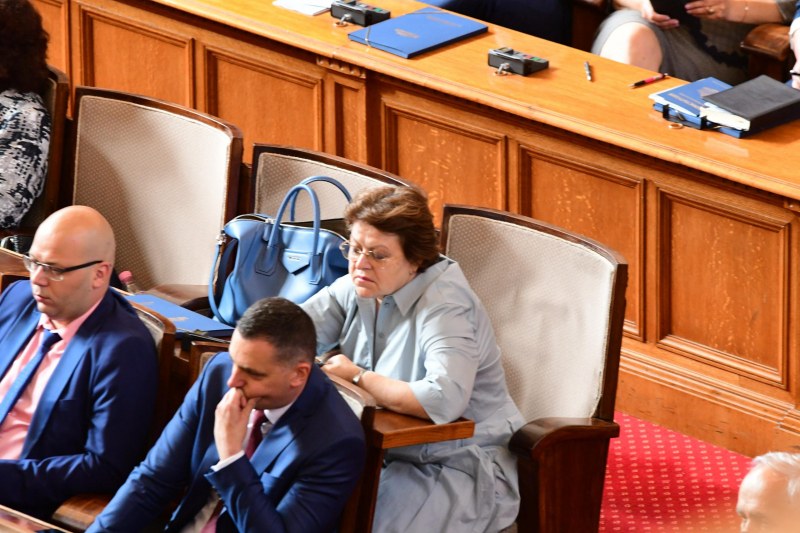 Татяна Дончева и Цветан Цветанов няма да участват в изборите