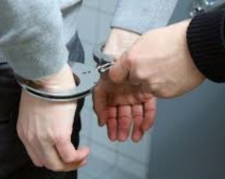Арестуваха мъж поискал подкуп от 50 000 лева
