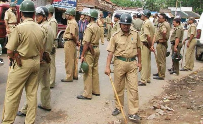 Разбиха банда, управлявала фалшив полицейски участък в Индия
