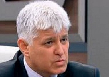 Служебният военен министър Димитър Стоянов издаде заповед с която изрично