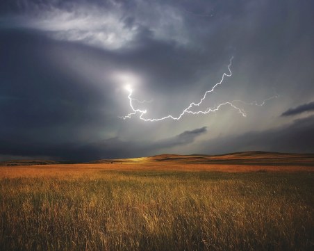 Край на жегите! От утре дъжд и гръмотевици